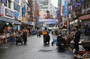 Busy Korean street